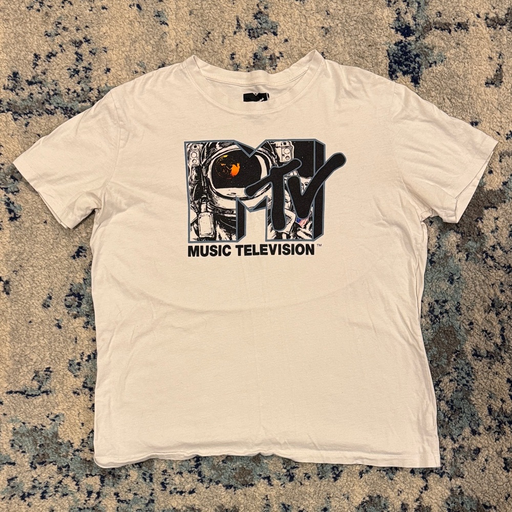 White MTV Graphic T-Shirt